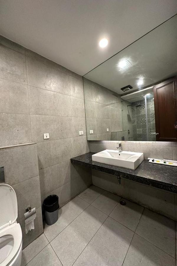 Hotel The Imperio นิวเดลี ภายนอก รูปภาพ